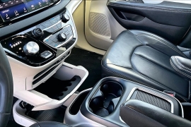 Used 2023  Chrysler Pacifica Touring L FWD at The Gilstrap Family Dealerships near Easley&comma; SC