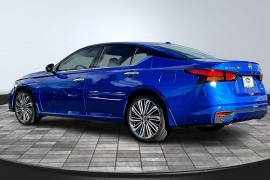 Used 2025  Nissan Altima SL AWD at The Gilstrap Family Dealerships near Easley&comma; SC