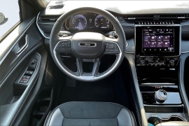 Used 2025  Jeep Grand Cherokee Altitude 4x2 at The Gilstrap Family Dealerships near Easley&comma; SC