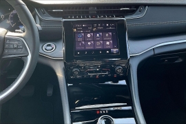 Used 2025  Jeep Grand Cherokee Altitude 4x2 at The Gilstrap Family Dealerships near Easley&comma; SC