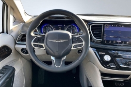 Used 2024  Chrysler Pacifica Limited FWD at The Gilstrap Family Dealerships near Easley&comma; SC