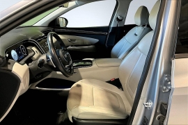 Used 2024  Hyundai Tucson Limited FWD at The Gilstrap Family Dealerships near Easley&comma; SC