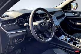 Used 2025  Jeep Grand Cherokee Altitude 4x2 at The Gilstrap Family Dealerships near Easley&comma; SC