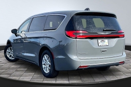 Used 2023  Chrysler Pacifica Touring L FWD at The Gilstrap Family Dealerships near Easley&comma; SC