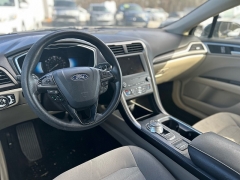 Used 2020 Ford Fusion Hybrid 4d Sedan FWD SE at One Stop Auto Sales near Macon, GA