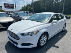 Used 2015 Ford Fusion 4d Sedan SE 1.5L EcoBoost at One Stop Auto Sales near Macon, GA