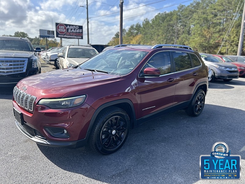 Used 2019  Jeep Cherokee 4d SUV FWD Latitude 3.2L at One Stop Auto Sales near Macon, GA