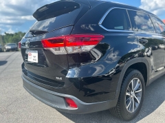Used 2019 Toyota Highlander 4d SUV FWD XLE at One Stop Auto Sales near Macon, GA