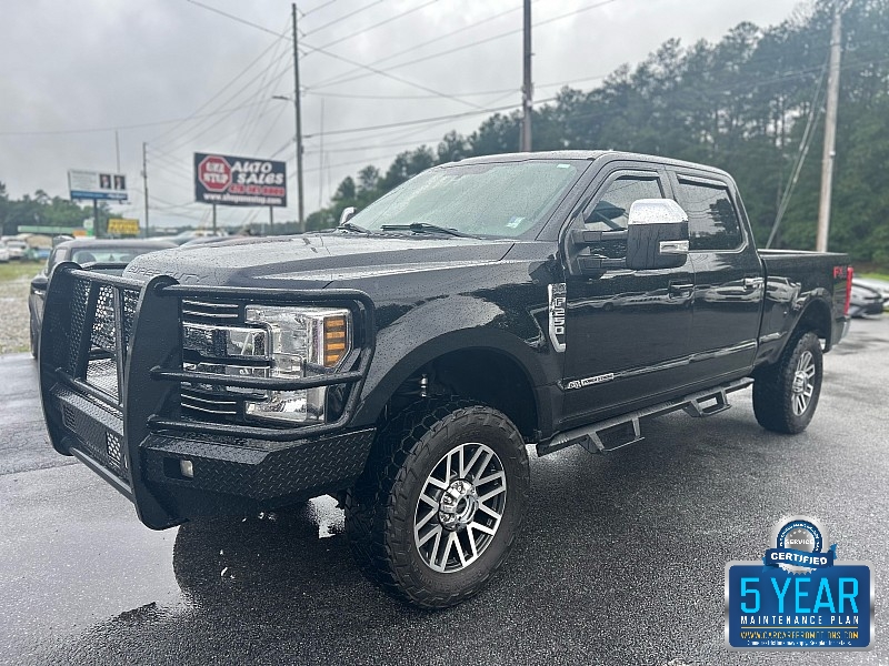 Used 2019  Ford Super Duty F-250 4WD Crew Cab Lariat at One Stop Auto Sales near Macon, GA
