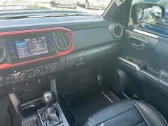 Used 2016 Toyota Tacoma 4WD Double Cab TRD Sport Auto at One Stop Auto Sales near Macon, GA