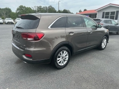 Used 2019 Kia Sorento 4d SUV FWD LX I4 at One Stop Auto Sales near Macon, GA
