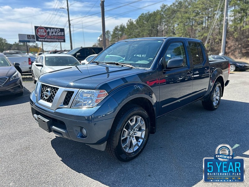 Used 2021  Nissan Frontier Crew Cab 4x4 SV Auto at One Stop Auto Sales near Macon, GA