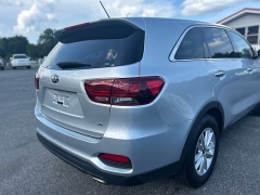 Used 2020 Kia Sorento 4d SUV FWD LX V6 at One Stop Auto Sales near Macon, GA