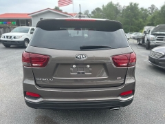Used 2019 Kia Sorento 4d SUV FWD LX I4 at One Stop Auto Sales near Macon, GA