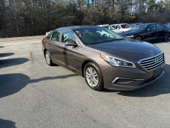 Used 2016 Hyundai Sonata 4d Sedan SE at One Stop Auto Sales near Macon, GA