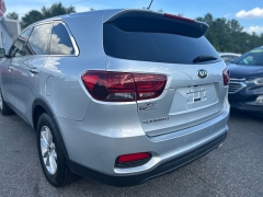 Used 2020 Kia Sorento 4d SUV FWD LX V6 at One Stop Auto Sales near Macon, GA