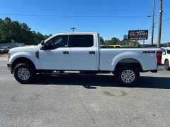 Used 2017 Ford Super Duty F-250 4WD Crew Cab XLT at One Stop Auto Sales near Macon, GA