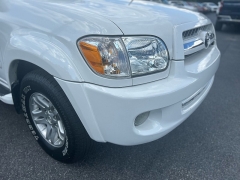 Used 2005 Toyota Sequoia 4d SUV RWD SR5 at One Stop Auto Sales near Macon, GA