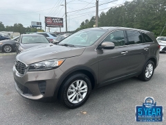 Used 2019 Kia Sorento 4d SUV FWD LX I4 at One Stop Auto Sales near Macon, GA