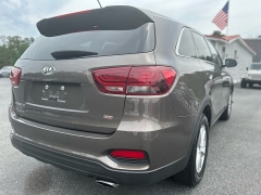 Used 2019 Kia Sorento 4d SUV FWD LX I4 at One Stop Auto Sales near Macon, GA