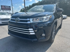 Used 2019 Toyota Highlander 4d SUV FWD XLE at One Stop Auto Sales near Macon, GA