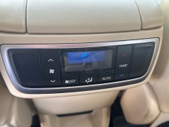 Used 2019 Toyota Highlander 4d SUV FWD XLE at One Stop Auto Sales near Macon, GA