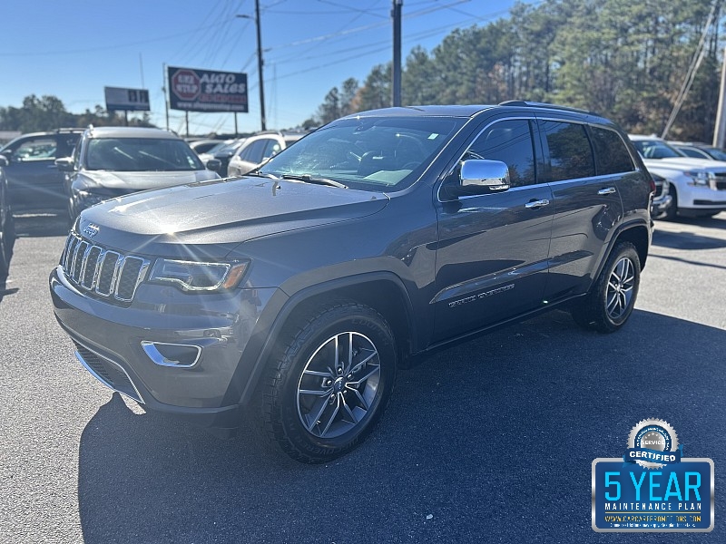 Used 2017  Jeep Grand Cherokee 4d SUV 2WD Limited at One Stop Auto Sales near Macon, GA