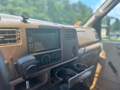 Used 2003 Ford Super Duty F-450 CC 2WD Crew Cab 176" XLT at One Stop Auto Sales near Macon, GA