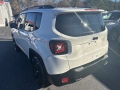 Used 2018 Jeep Renegade 4d SUV FWD Latitude Altitude at One Stop Auto Sales near Macon, GA