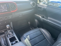 Used 2016 Toyota Tacoma 4WD Double Cab TRD Sport Auto at One Stop Auto Sales near Macon, GA