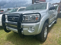 Used 2010 Toyota Tacoma 2WD D-Cab PreRunner Short Bed at One Stop Auto Sales near Macon, GA