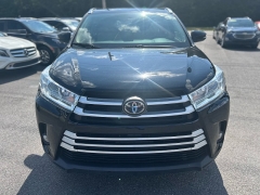 Used 2019 Toyota Highlander 4d SUV FWD XLE at One Stop Auto Sales near Macon, GA