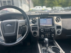 Used 2017 Ford Expedition 4d SUV 2WD Limited at One Stop Auto Sales near Macon, GA