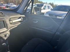 Used 2018 Jeep Renegade 4d SUV FWD Latitude Altitude at One Stop Auto Sales near Macon, GA