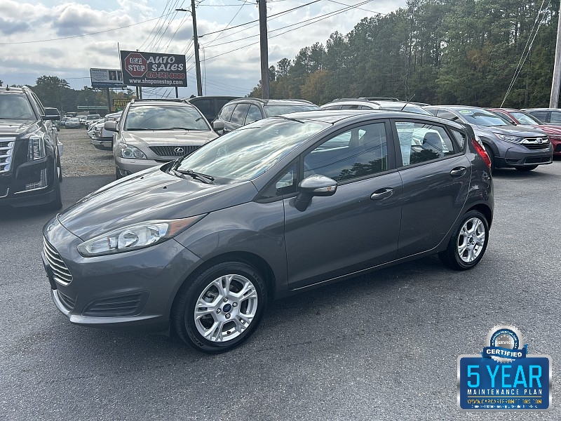 Used 2015  Ford Fiesta 4d Hatchback SE at One Stop Auto Sales near Macon, GA