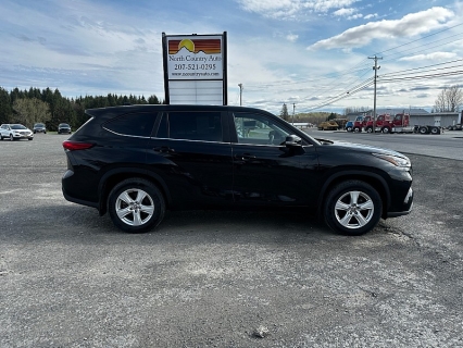 Used 2023 Toyota Highlander XLE AWD at North Country Auto near Presque Isle, ME