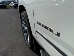 Used 2020  GMC Yukon XL 4d SUV 4WD Denali at North Country Auto near Presque Isle, ME