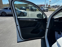 Used 2022 Volkswagen Tiguan 2.0T SE 4MOTION at North Country Auto near Presque Isle, ME