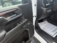 Used 2024  GMC Sierra 2500HD 4WD Crew Cab 159" SLT Dsl at North Country Auto near Presque Isle&comma; ME