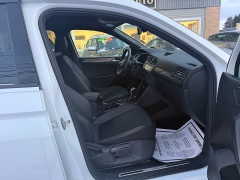 Used 2022  Volkswagen Tiguan 2&period;0T SE R-Line Black 4MOTION at North Country Auto near Presque Isle&comma; ME