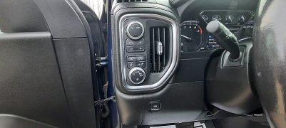Used 2021  GMC Sierra 1500 4WD Crew Cab 147" Elevation w&sol;3SB at North Country Auto near Presque Isle&comma; ME