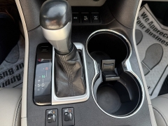 Used 2019  Toyota Highlander 4d SUV AWD XLE at North Country Auto near Presque Isle, ME