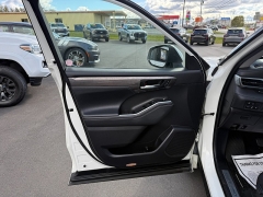 Used 2020  Toyota Highlander 4d SUV AWD Platinum at North Country Auto near Presque Isle, ME