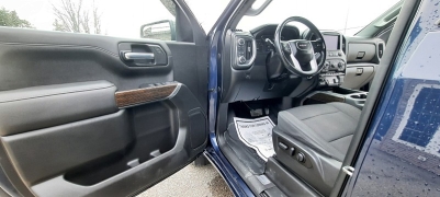 Used 2021  GMC Sierra 1500 4WD Crew Cab 147" Elevation w&sol;3SB at North Country Auto near Presque Isle&comma; ME