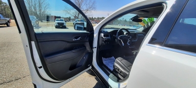 Used 2023  GMC Acadia AWD 4dr SLT at North Country Auto near Presque Isle, ME