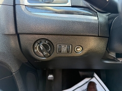 Used 2018  Chrysler 300 4d Sedan RWD Limited at North Country Auto near Presque Isle&comma; ME