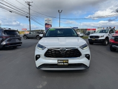 Used 2020  Toyota Highlander 4d SUV AWD Platinum at North Country Auto near Presque Isle, ME