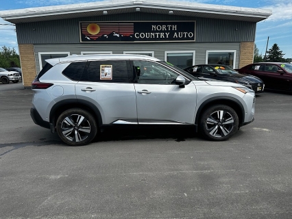 2022 Nissan Rogue SL's photo