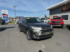 Used 2019  Toyota Highlander 4d SUV AWD XLE at North Country Auto near Presque Isle, ME