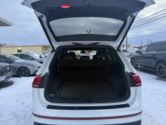 Used 2022  Volkswagen Tiguan 2&period;0T SE R-Line Black 4MOTION at North Country Auto near Presque Isle&comma; ME